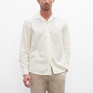 Long Sleeve Camp Collar Seersucker Shirt - New With Tags - NEVER WORN - White